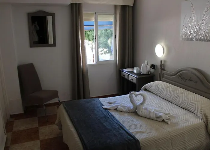 Virgen Del Rocio Ii Guest house *