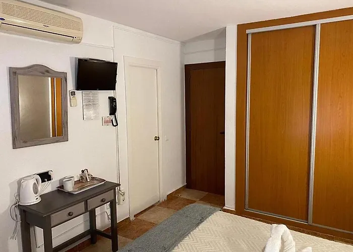 Guest house Virgen Del Rocio Ii