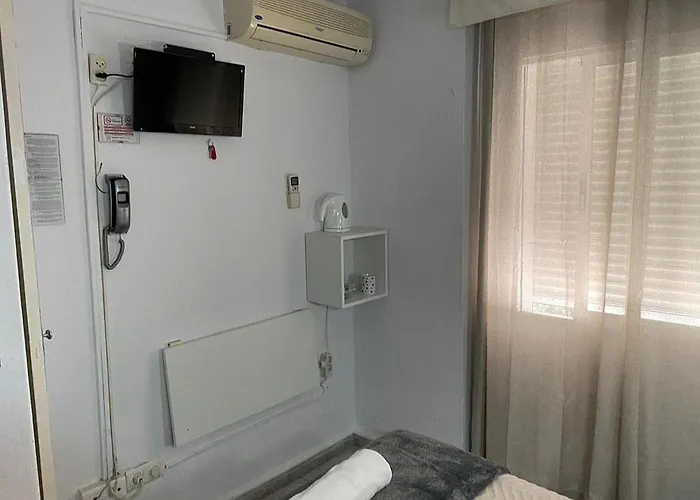 Guest house Virgen Del Rocio Ii *