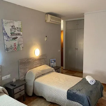 Virgen Del Rocío Casa de hóspedes Torremolinos