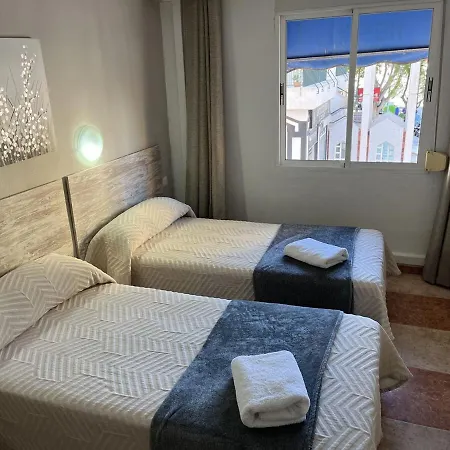 Virgen Del Rocio Ii * 托雷莫利诺斯